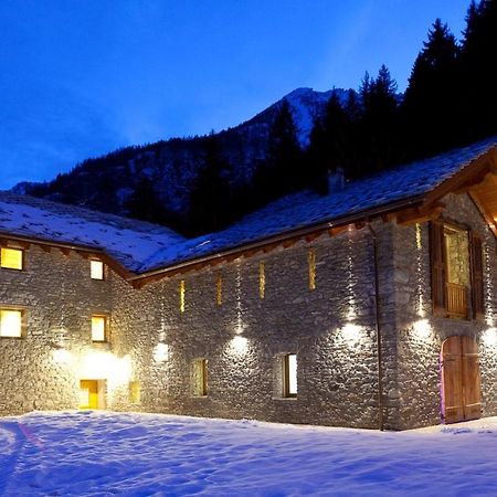 Dresalwoald Bed & Breakfast Gressoney-Saint-Jean Bagian luar foto