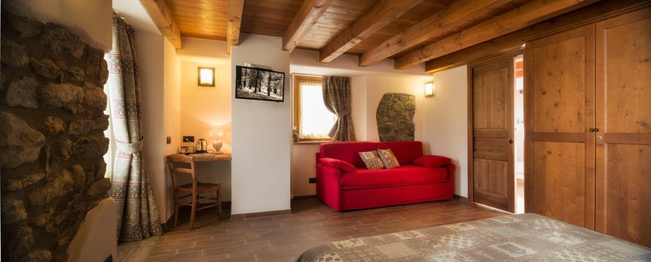 Dresalwoald Bed & Breakfast Gressoney-Saint-Jean Bagian luar foto